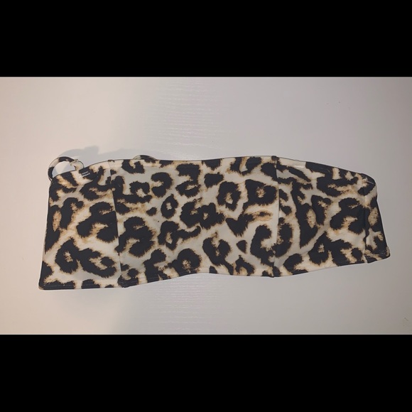 Abercrombie & Fitch Other - Abercrombie and Fitch Leopard Bandou